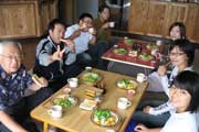 朝食の風景