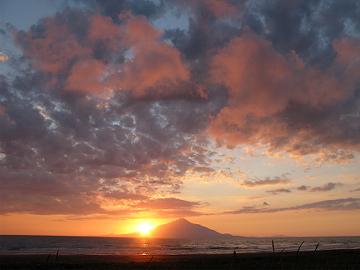 利尻島と8月28日の夕日