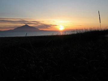 利尻島と6月16日の夕焼け空