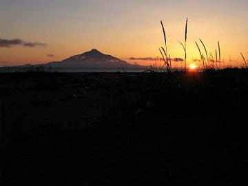利尻島と6月22日の夕焼け空