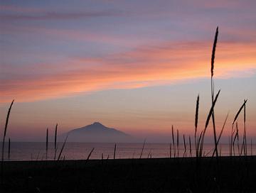 利尻島と6月24日の夕焼け空
