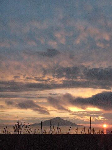 利尻島と7月11日の夕焼け空