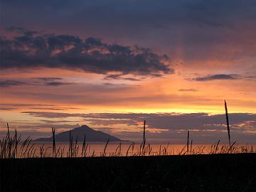 利尻島と7月11日の夕焼け空